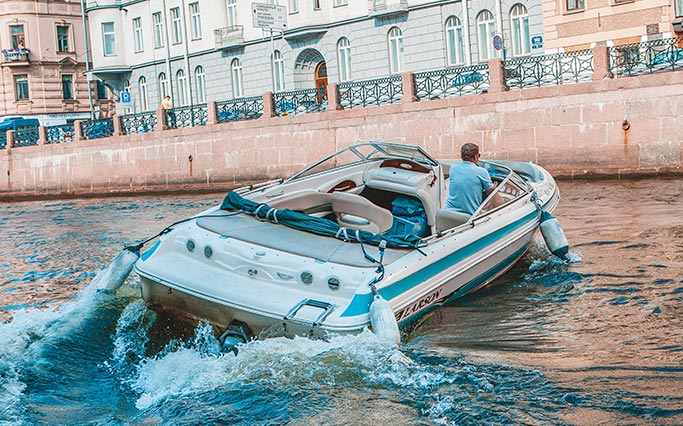 прогулки на катере